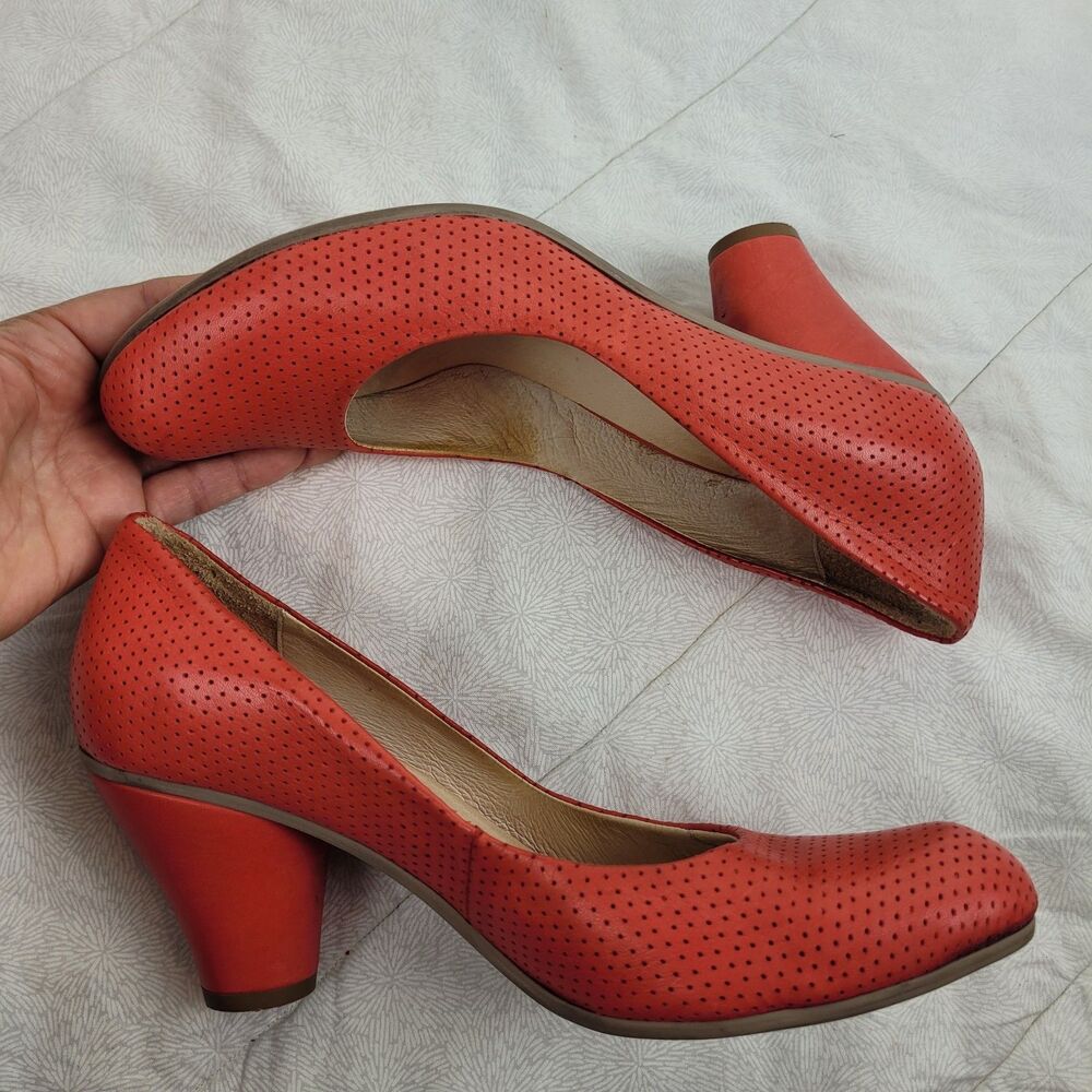 Lirio Portugal Perforated Leather Almond Toe Cone Heels Coral Orange Pinup 8 - Picture 9 of 13